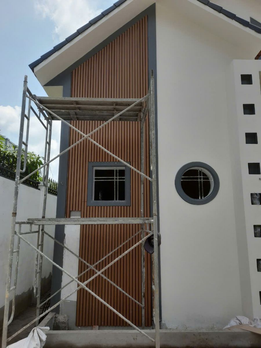 Lam sóng ngoài trời